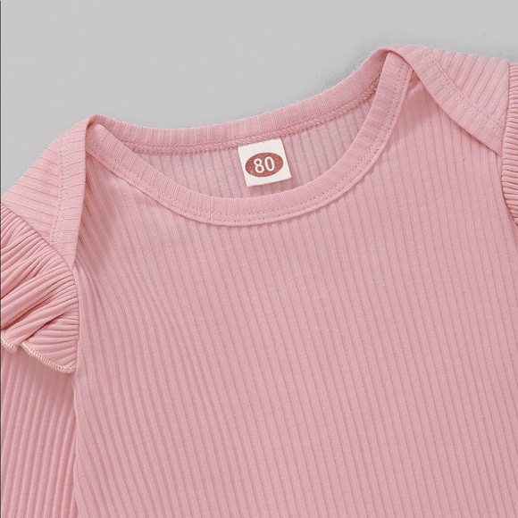 NWOTBaby Girl Ruffle Bodysuit and Floral Pant Set. Size: 9-12 Months,Color: Pink - Picture 3 of 5